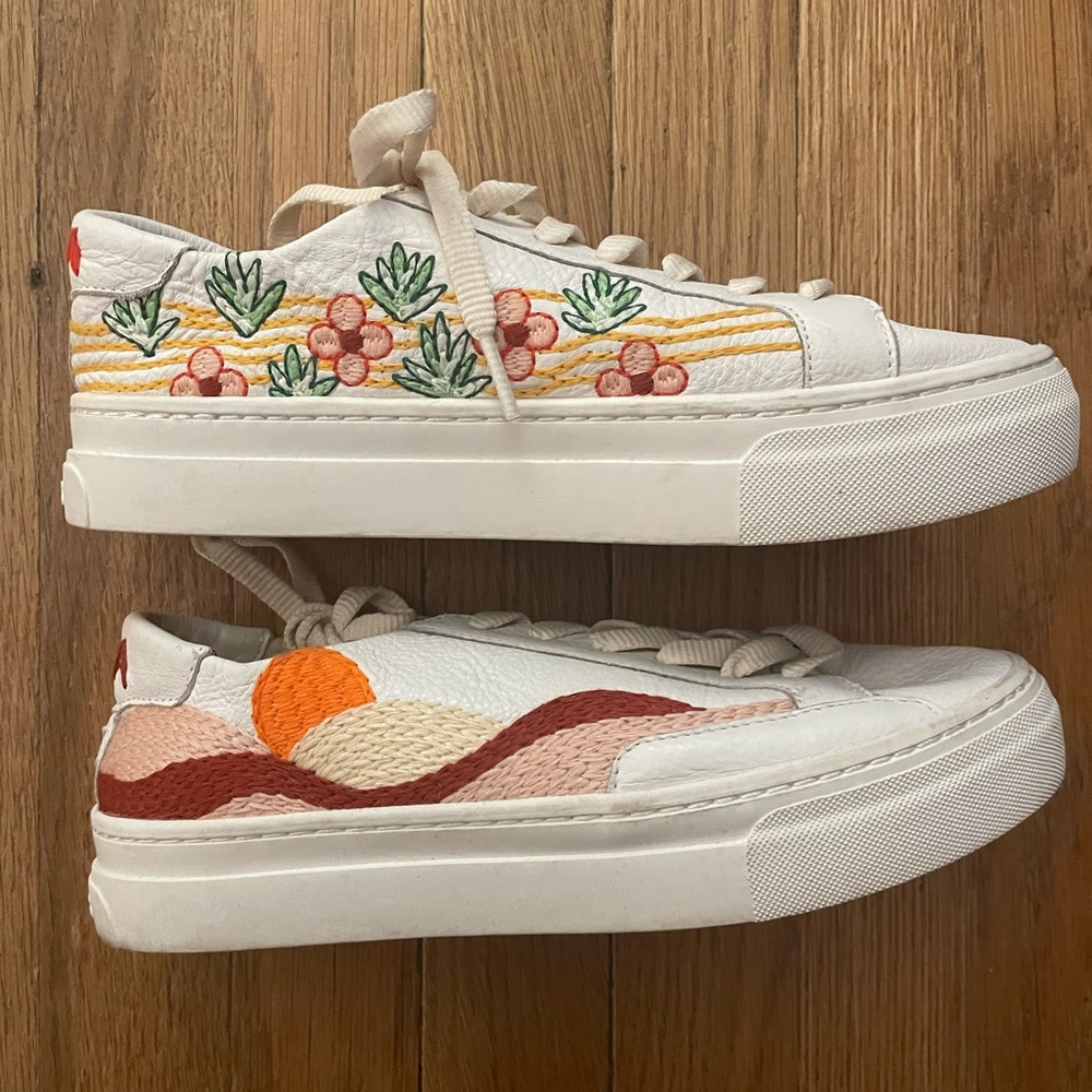 Soludos pura vida embroidered sneakers